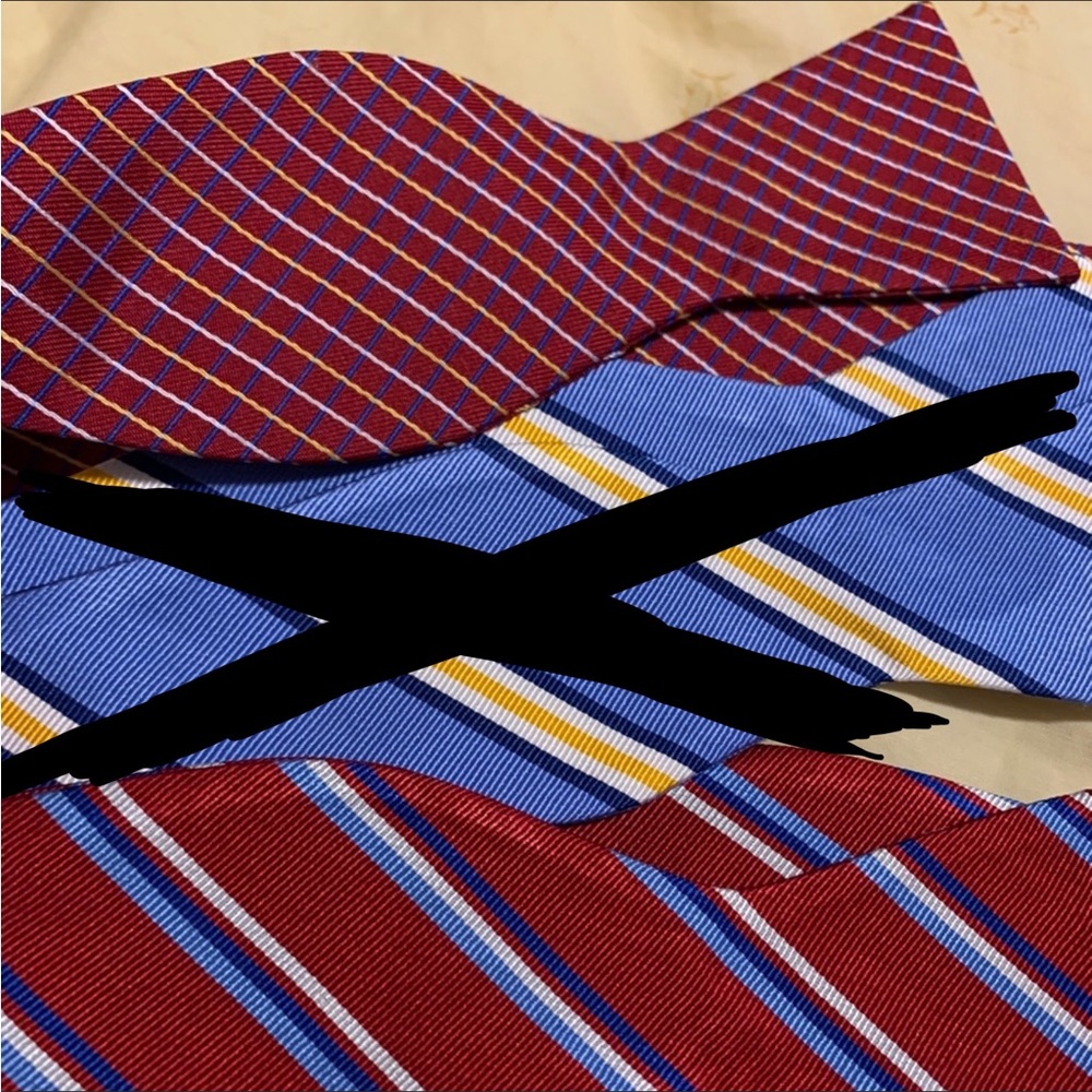 Saddlebred Red Stripe Pattern Bow Ties (2) - image 1